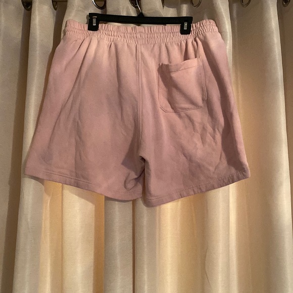 Pink H&M Regular Fit Sweatshorts - Picture 4 of 4